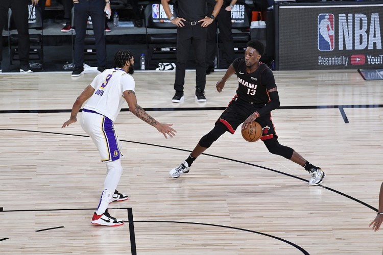 官方入口-韦德：事情没按预期发生就会被挑刺 比如阿德巴约&amp;湖人园区冠军